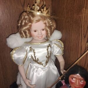 Vintage Shirley Temple White and Gold Princess Doll. Collectible!
